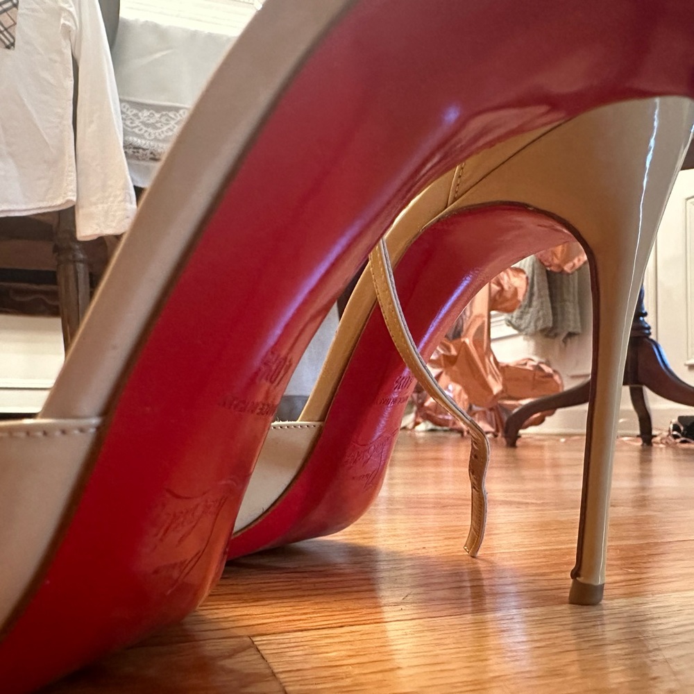 Christian Louboutin high heels 👠